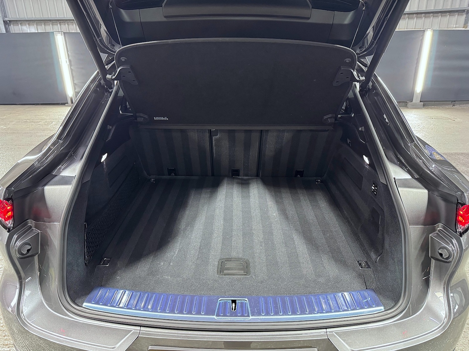 Used Porsche Cayenne 2024 for sale - 76719090: Photo 17