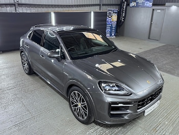 Used Porsche Cayenne 2024 for sale - 76719090: Photo