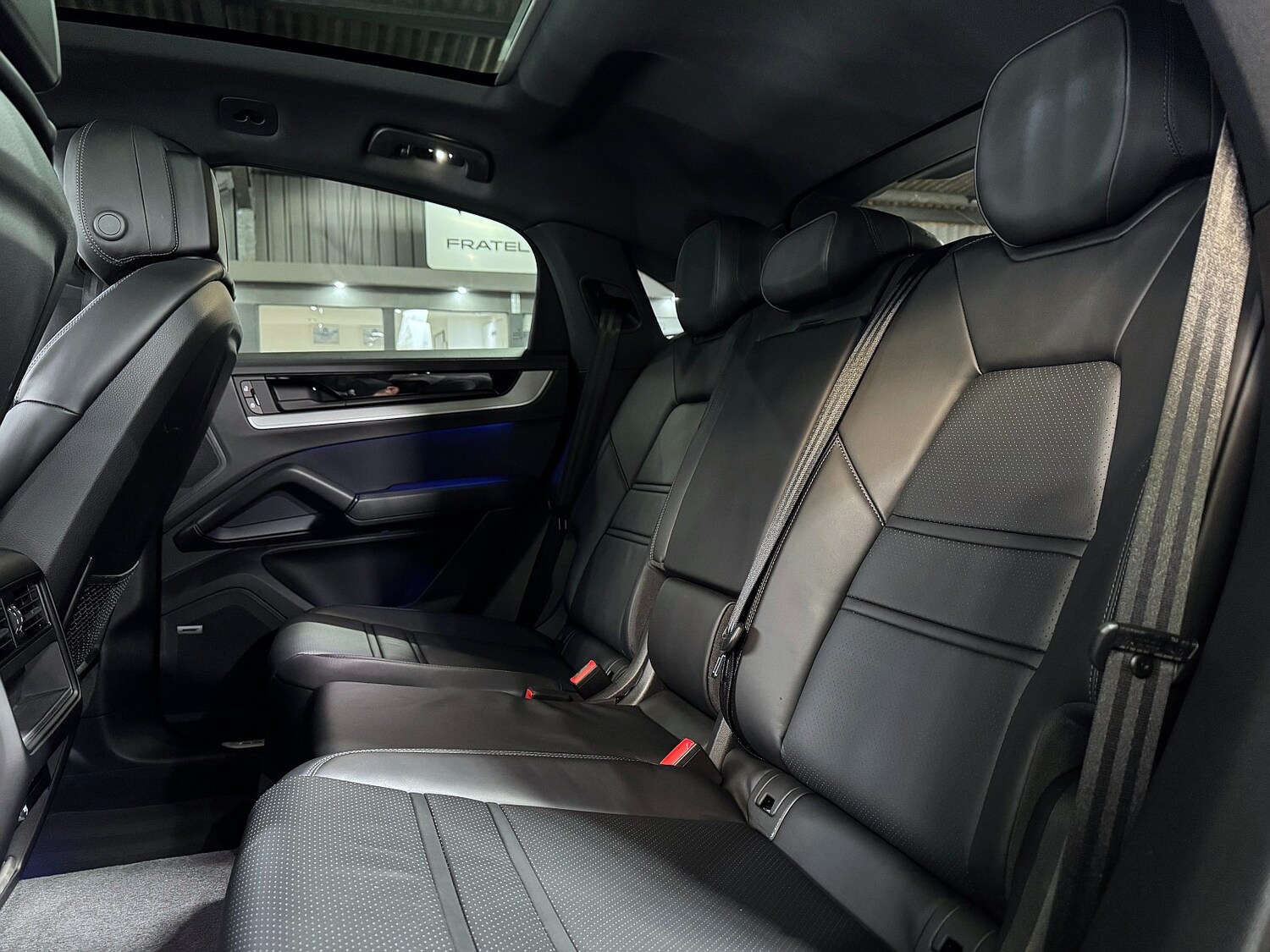 Used Porsche Cayenne 2024 for sale - 76719090: Photo 50