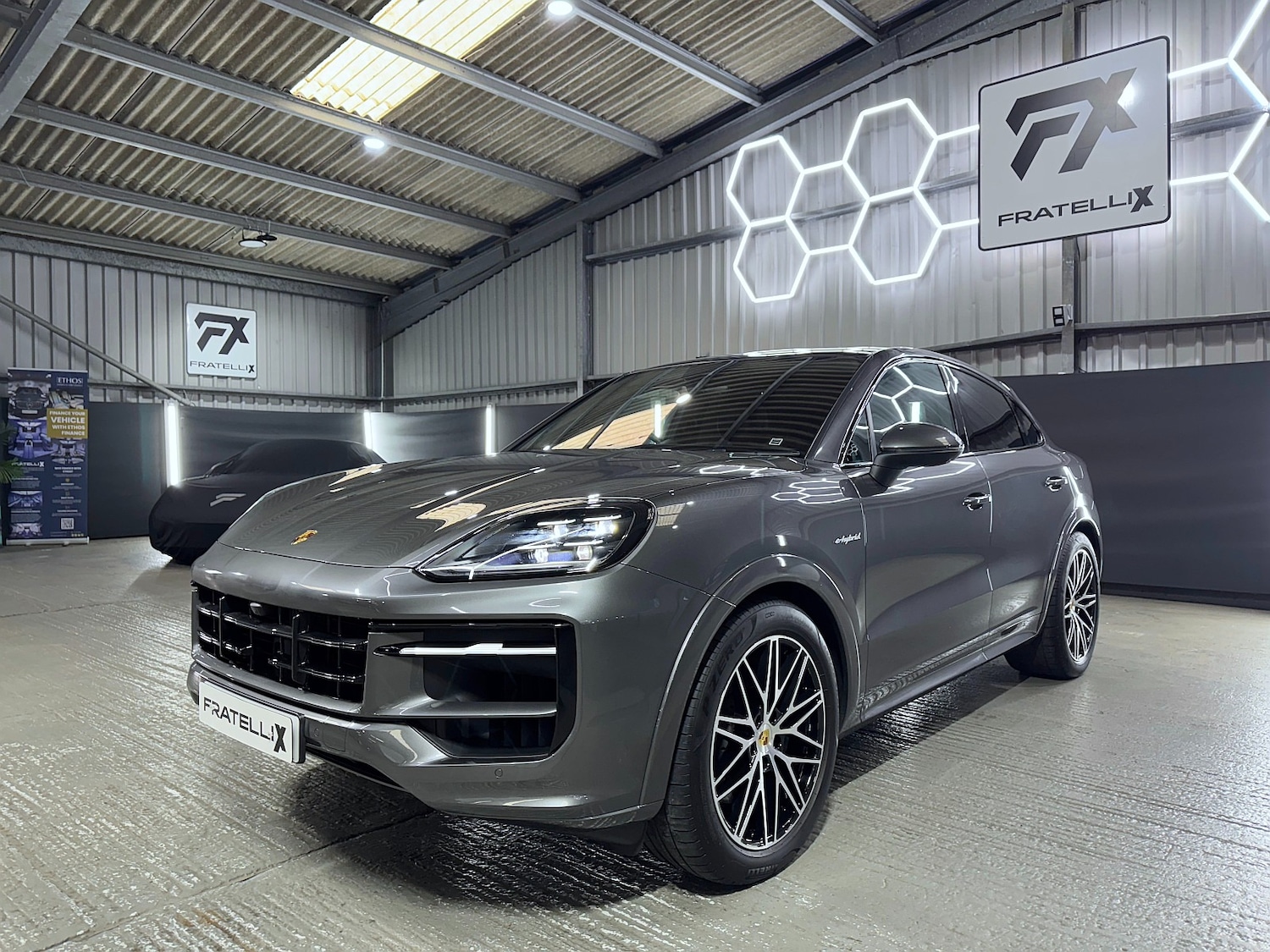 Used Porsche Cayenne 2024 for sale - 76719090: Photo 9