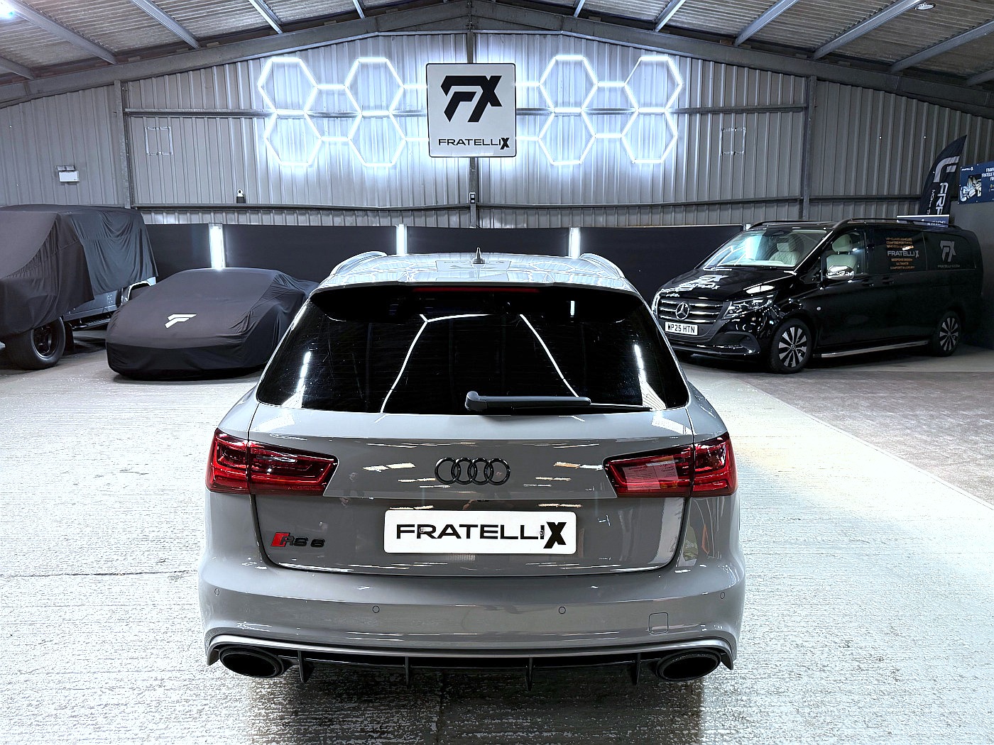 Used Audi RS6 2017 for sale - 77945270: Photo 11