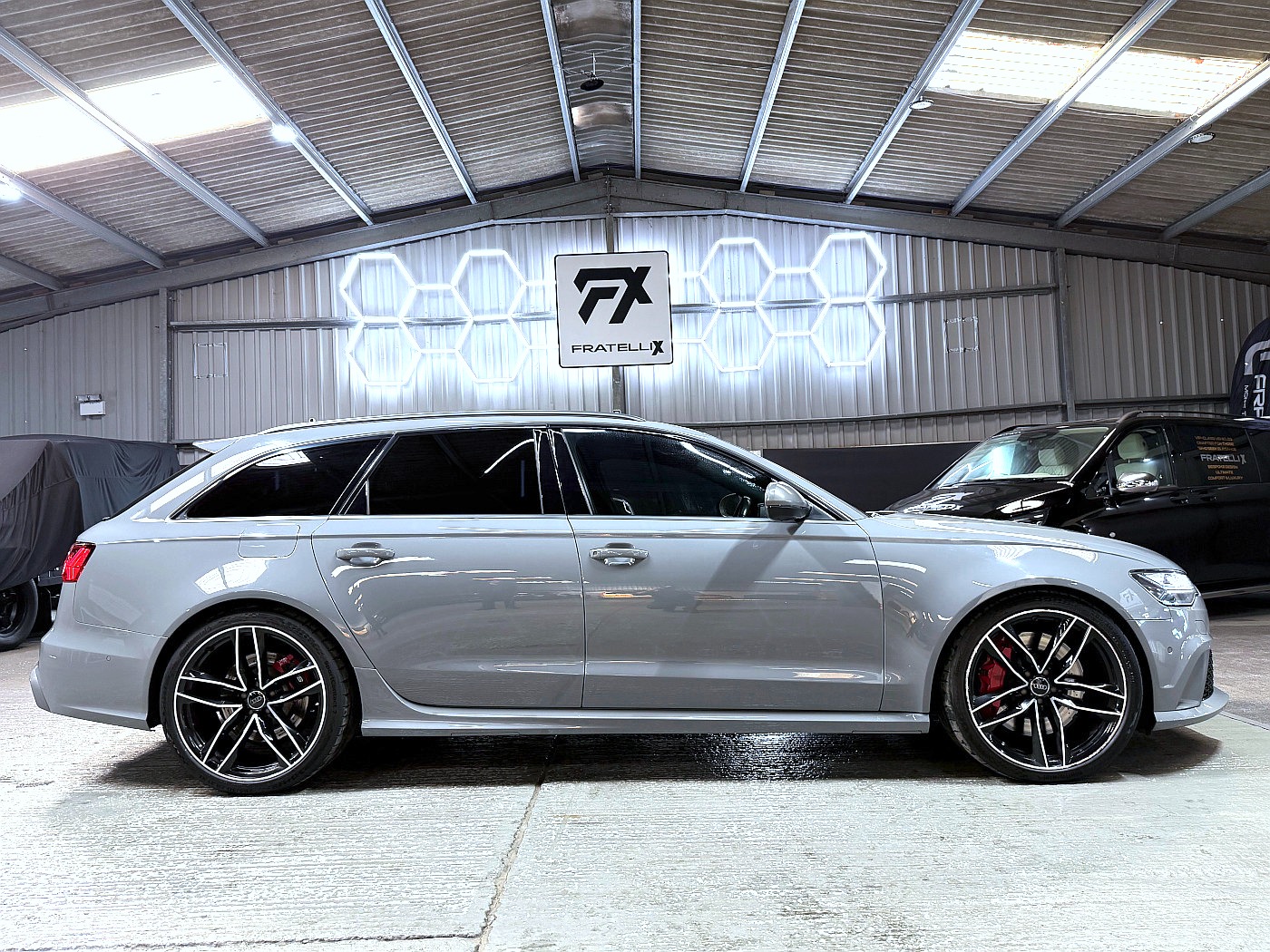 Used Audi RS6 2017 for sale - 77945270: Photo 14