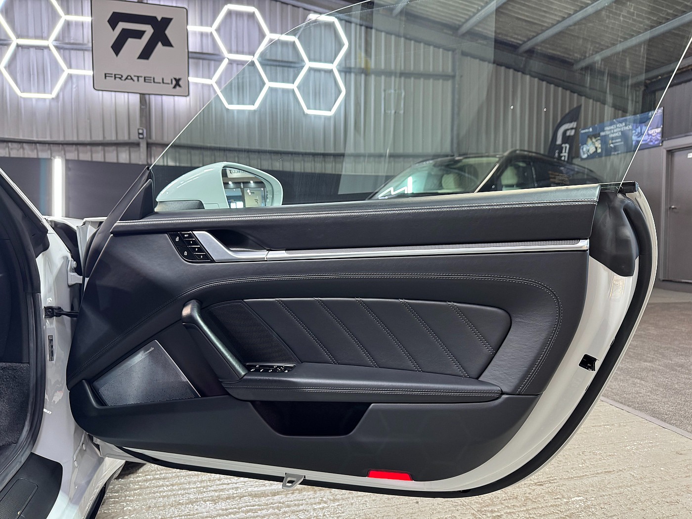 Used Porsche 911 2021 for sale - 78064903: Photo 25