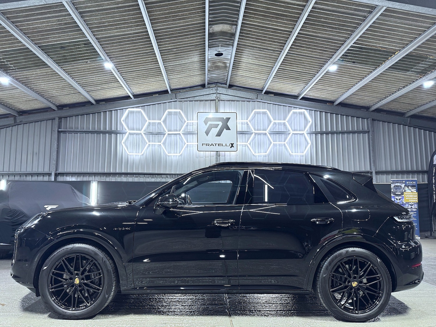 Used Porsche Cayenne 2024 for sale - 76719278: Photo 12