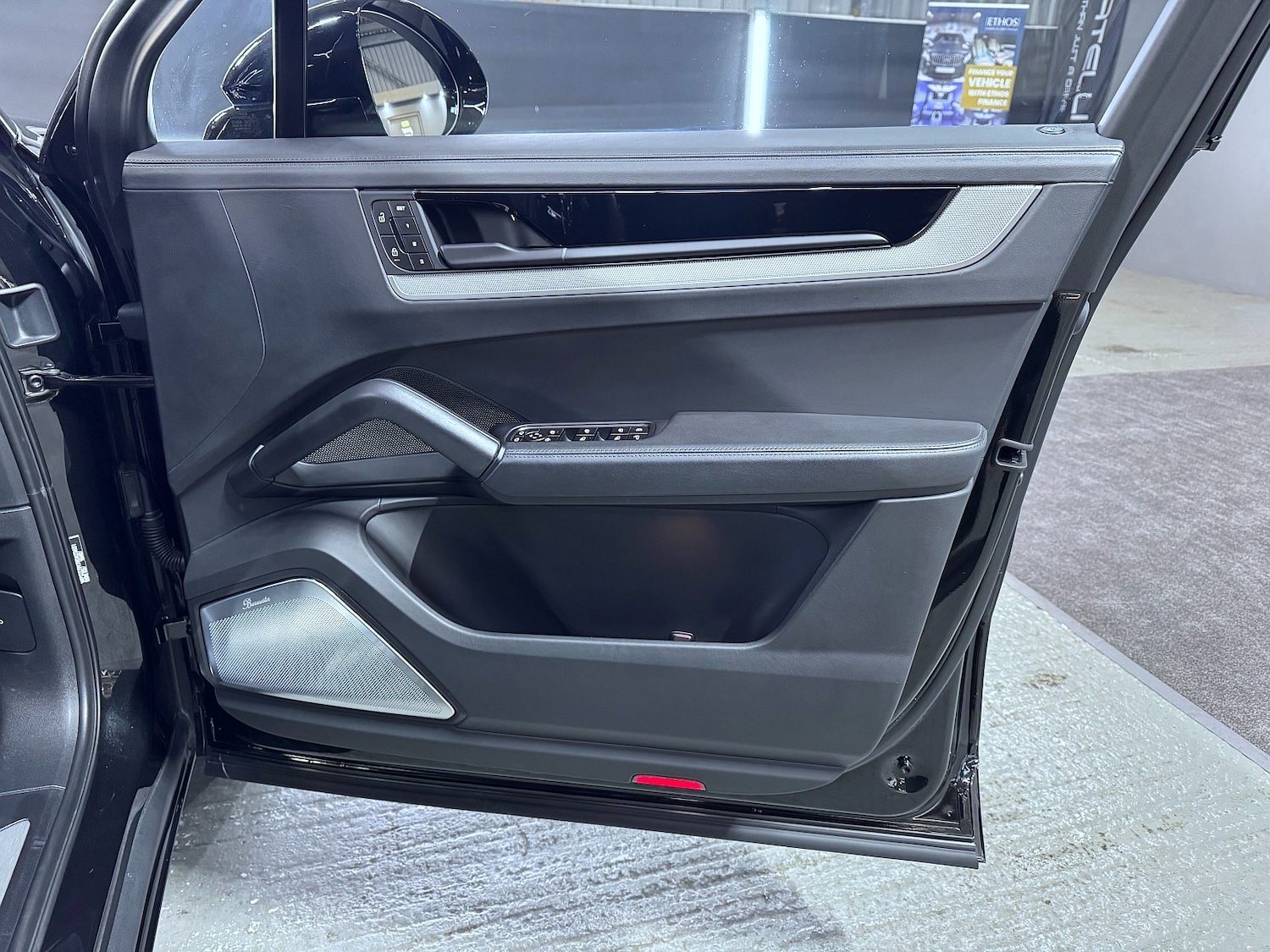 Used Porsche Cayenne 2024 for sale - 76719278: Photo 22