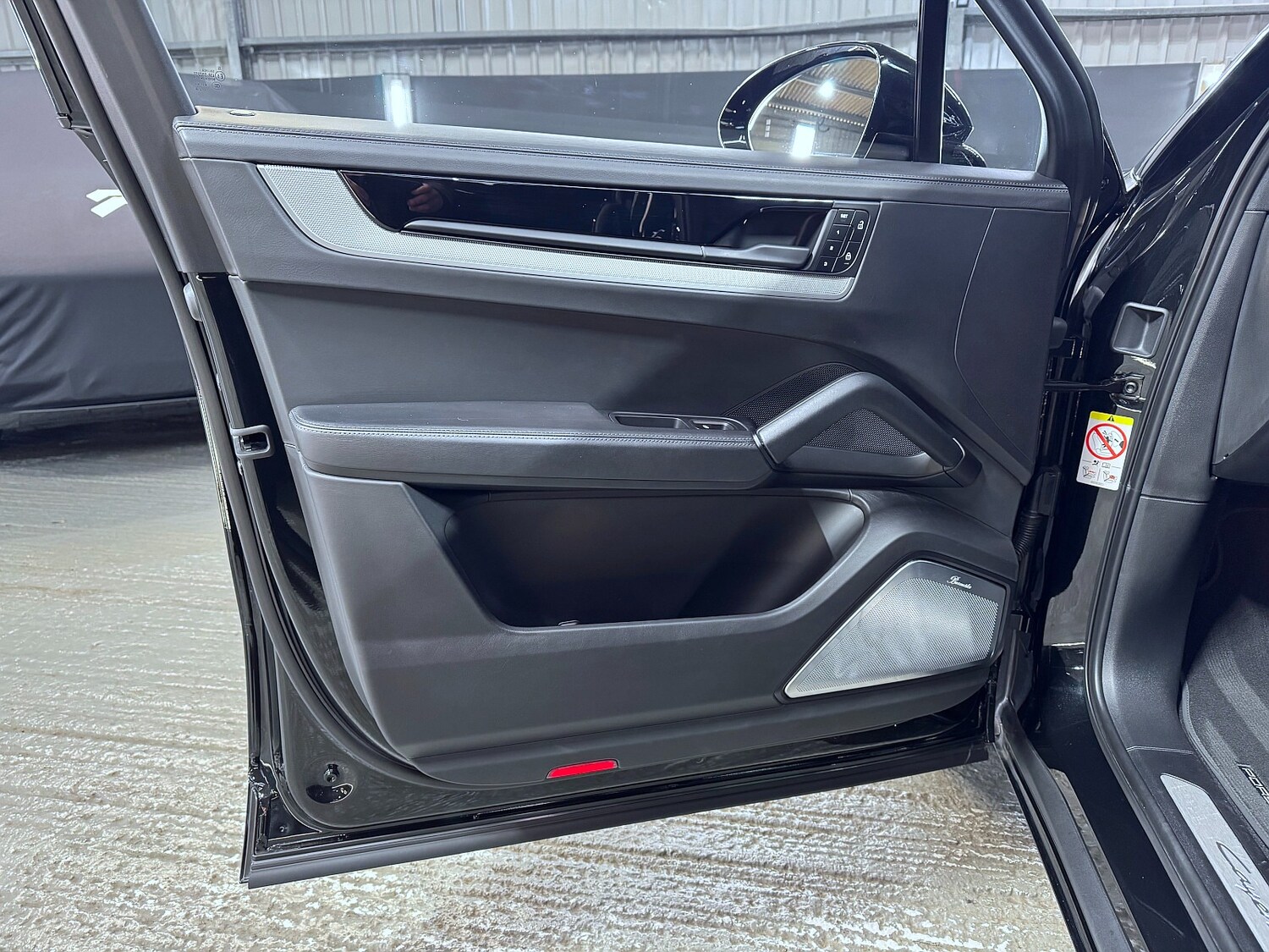 Used Porsche Cayenne 2024 for sale - 76719278: Photo 34