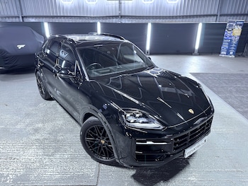 Used Porsche Cayenne 2024 for sale - 76719278: Photo