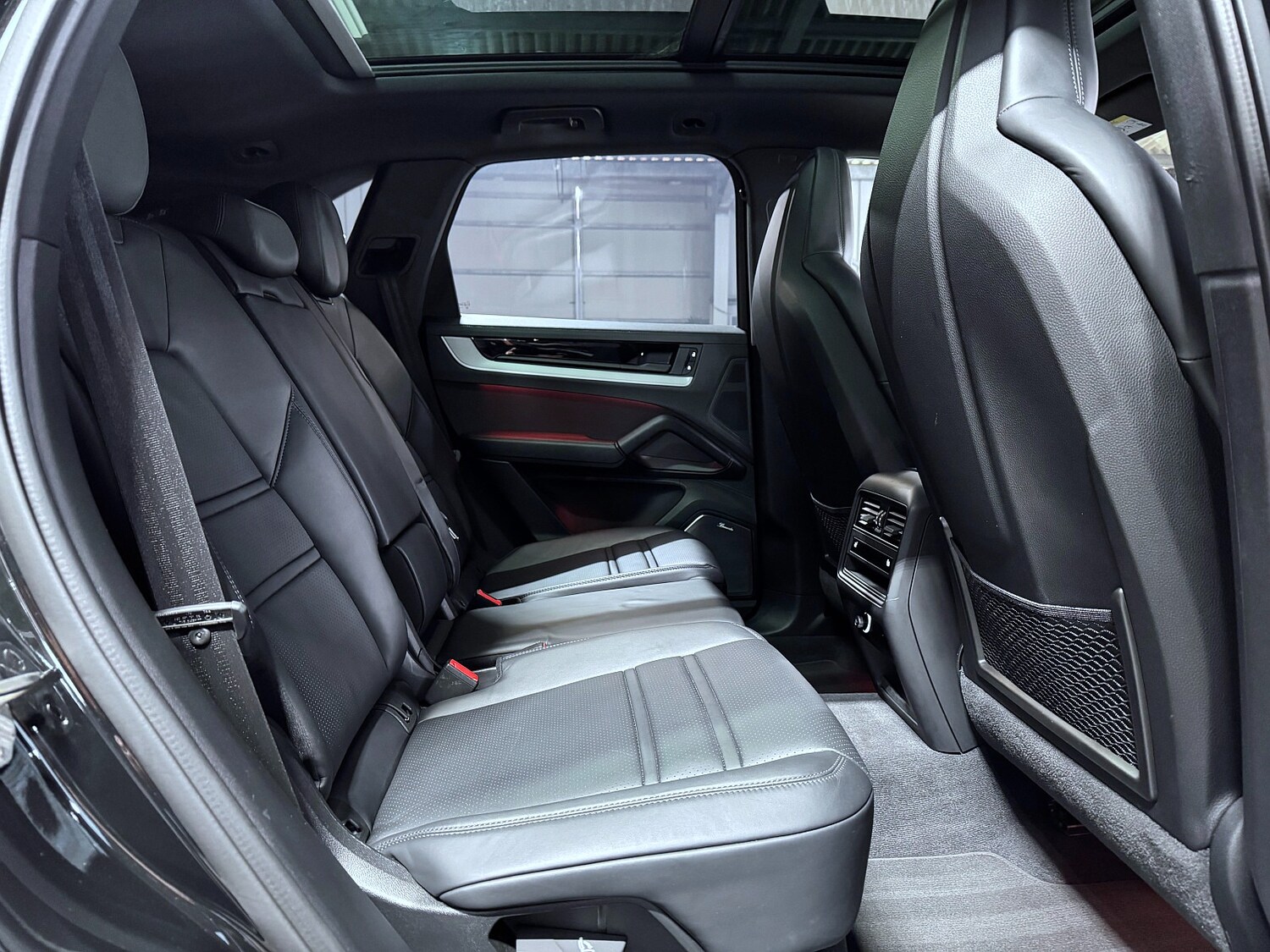 Used Porsche Cayenne 2024 for sale - 76719278: Photo 40