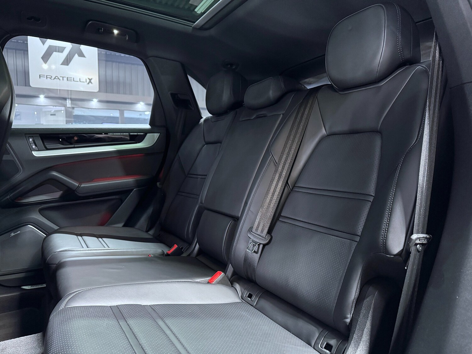 Used Porsche Cayenne 2024 for sale - 76719278: Photo 45