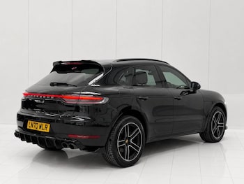 Used Porsche Macan 2020 for sale - 78996669: Photo