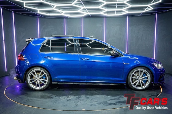 Used Volkswagen Golf 2019 for sale - 75642755: Photo 2