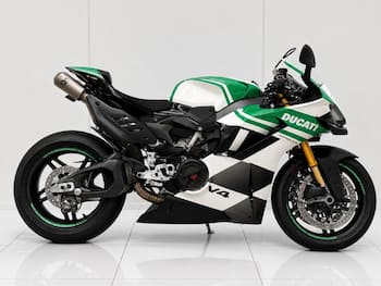 Used Ducati Panigale 2025 for sale - bike-79574710: Photo