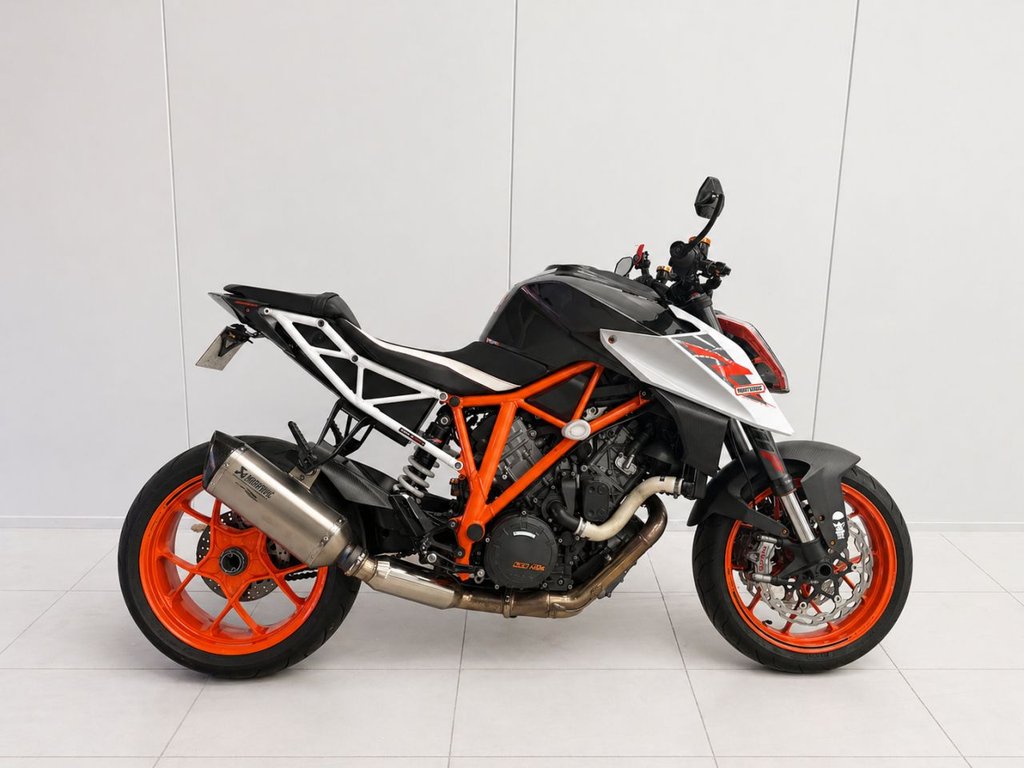Used KTM SUPERDUKE 2017 for sale - 78444676: Photo 2