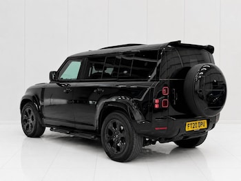 Used Land Rover Defender 2020 for sale - 78501312: Photo