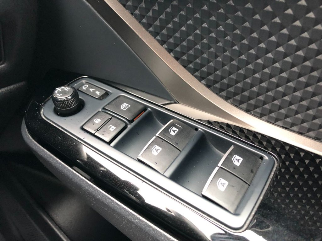 Used Toyota C-HR 2019 for sale - 77009641: Photo 28