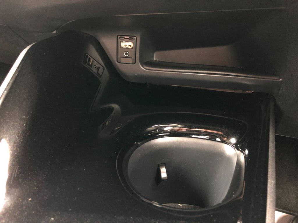 Used Toyota C-HR 2019 for sale - 77009641: Photo 46