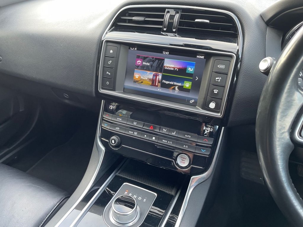 Used Jaguar XE 2016 for sale - 77020467: Photo 14