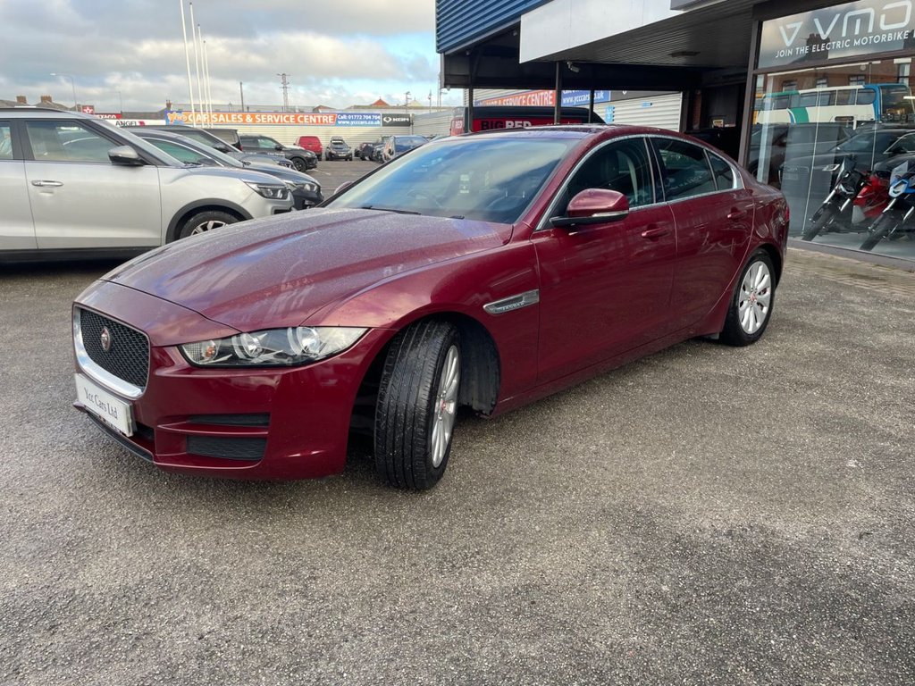 Used Jaguar XE 2016 for sale - 77020467: Photo 4