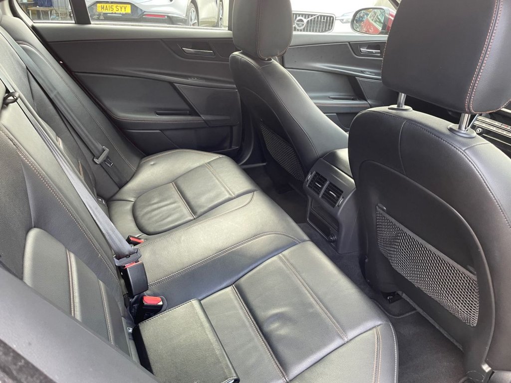 Used Jaguar XE 2016 for sale - 77020467: Photo 9