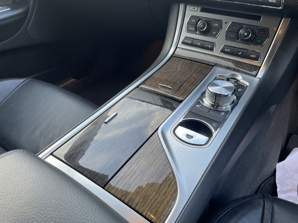 Used Jaguar XF 2015 for sale - 77009683: Photo 27