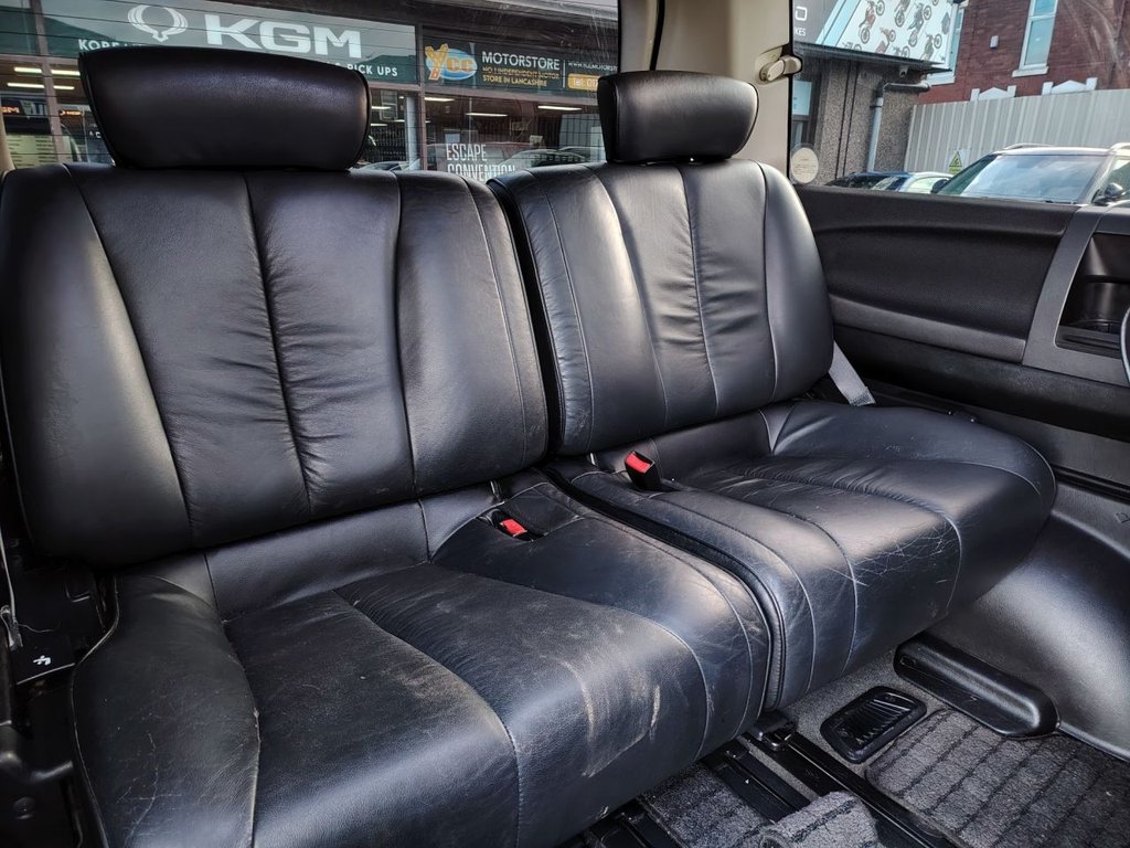 Used Nissan Elgrand 2021 for sale - 77355941: Photo 14