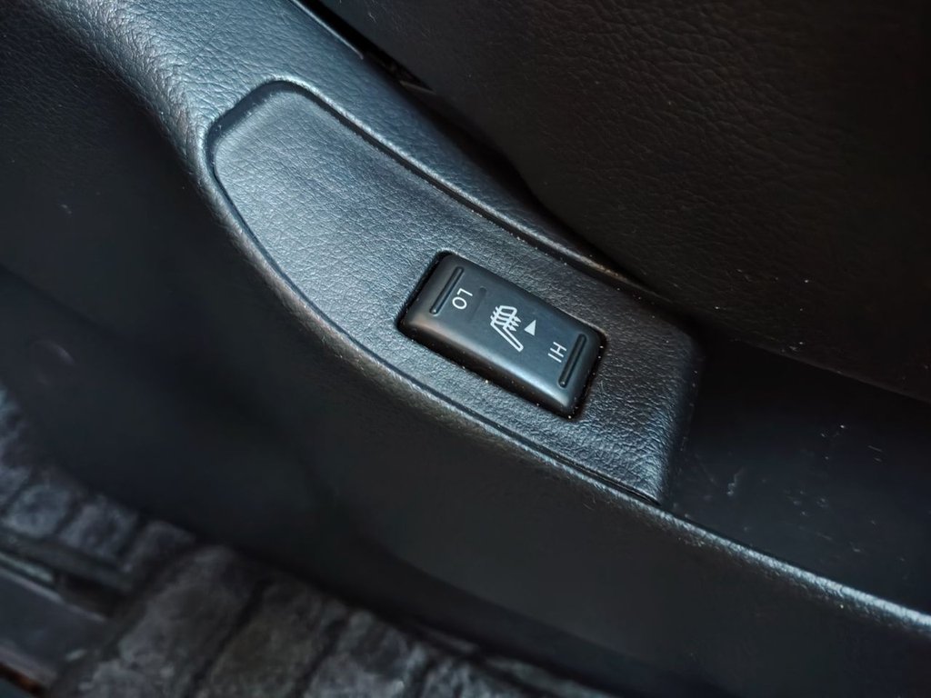 Used Nissan Elgrand 2021 for sale - 77355941: Photo 20