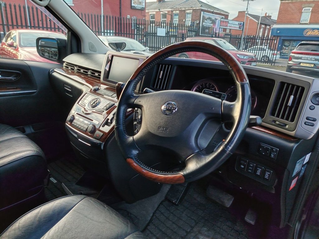 Used Nissan Elgrand 2021 for sale - 77355941: Photo 9