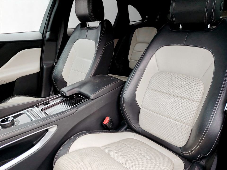 Used Jaguar F-Pace 2018 for sale - 77798360: Photo 16