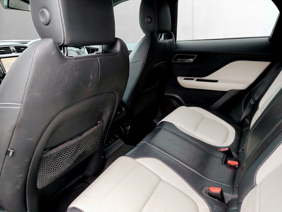 Used Jaguar F-Pace 2018 for sale - 77798360: Photo 17