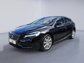 Used Volvo V40 2017 for sale - 79764370: Photo