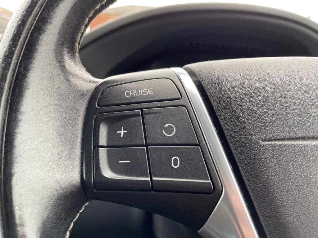 Used Volvo XC60 2015 for sale - 77038148: Photo 33