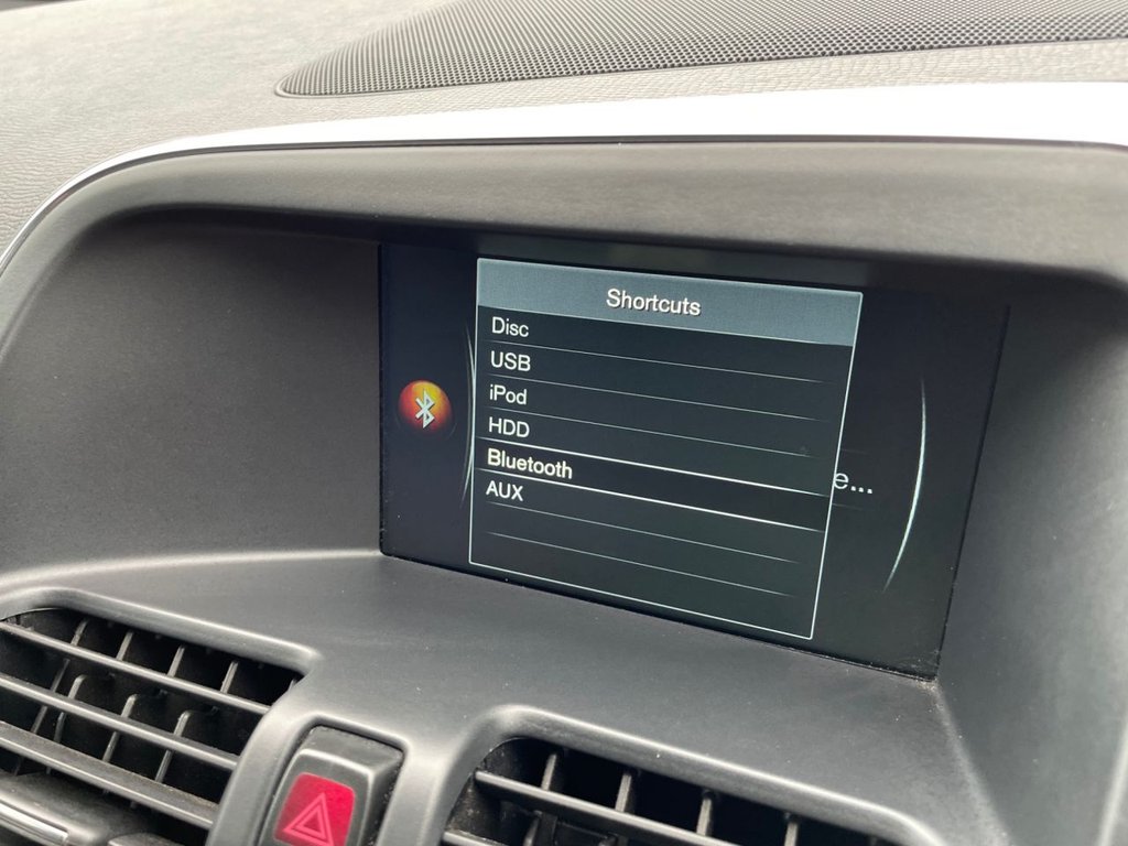 Used Volvo XC60 2015 for sale - 77038148: Photo 40