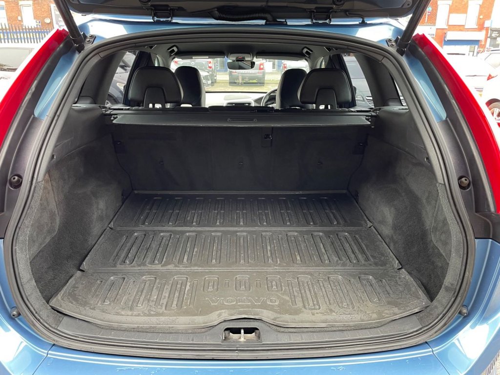 Used Volvo XC60 2015 for sale - 77038148: Photo 8