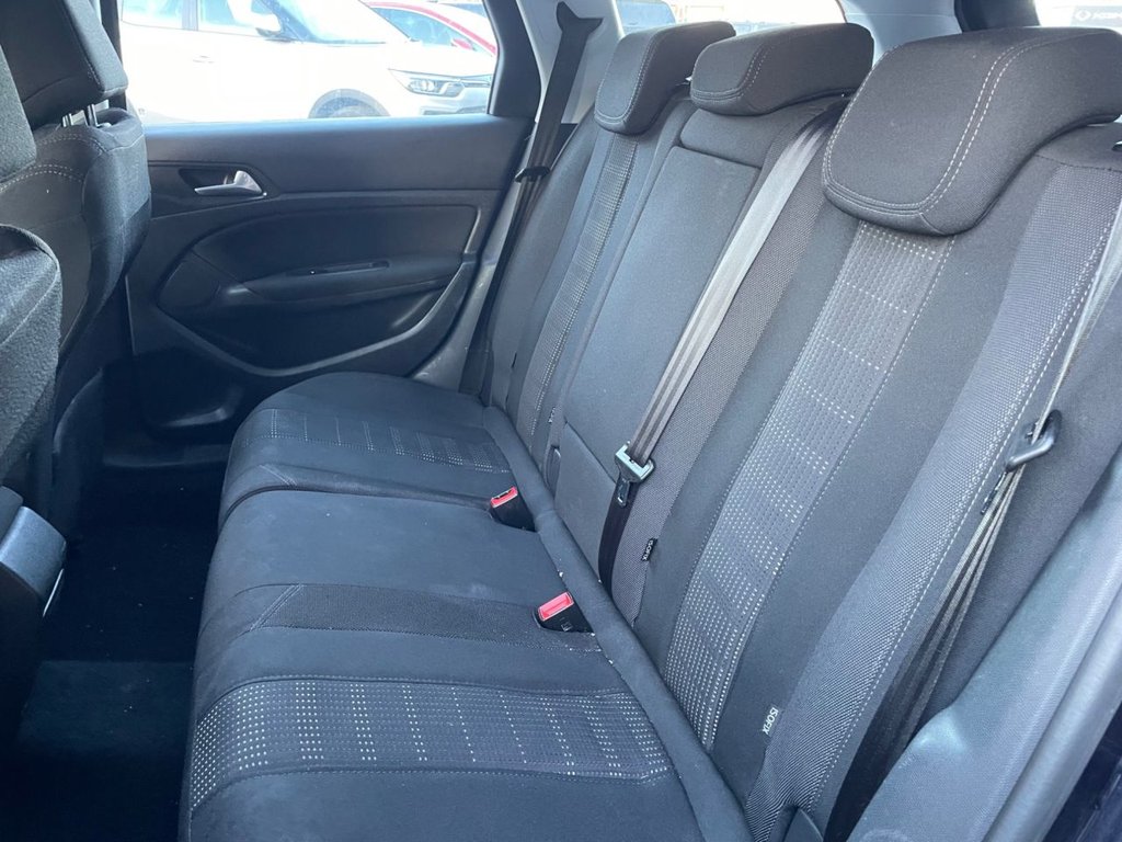 Used Peugeot 308 2015 for sale - 77009638: Photo 10