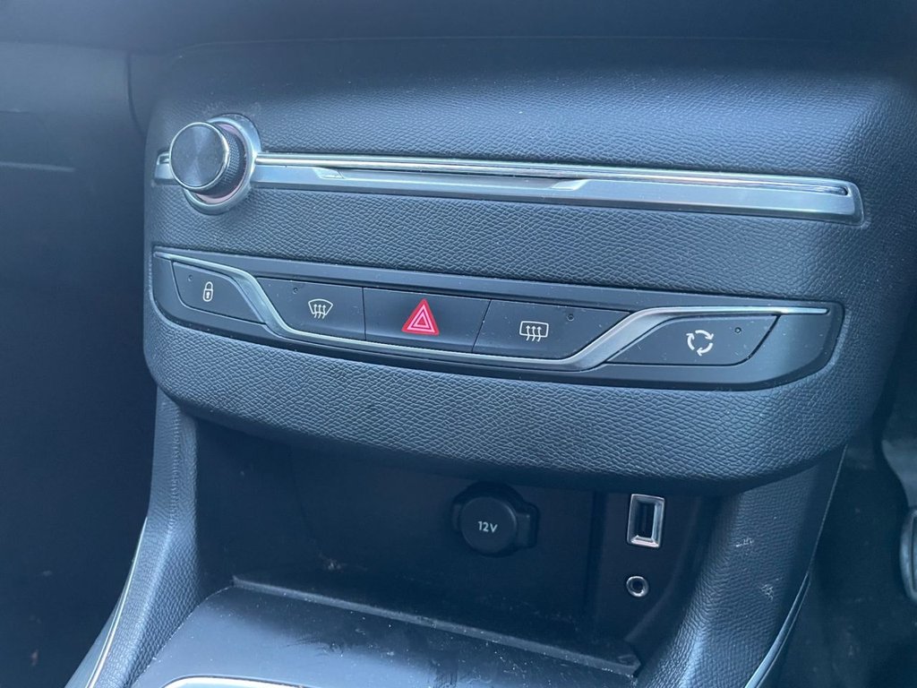 Used Peugeot 308 2015 for sale - 77009638: Photo 26