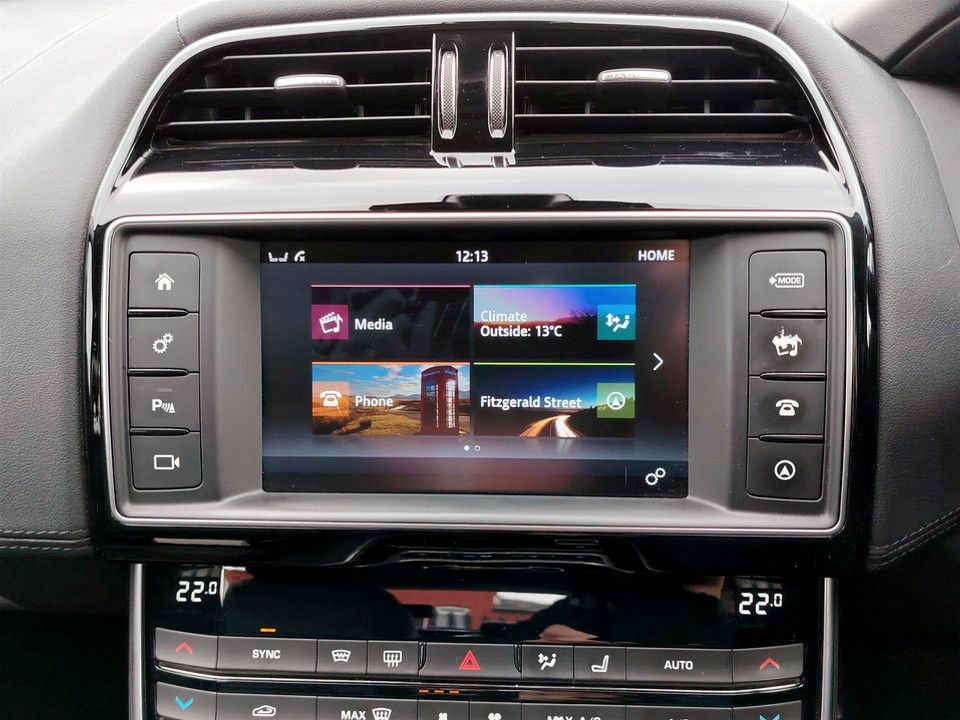 Used Jaguar XE 2016 for sale - 77608440: Photo 14