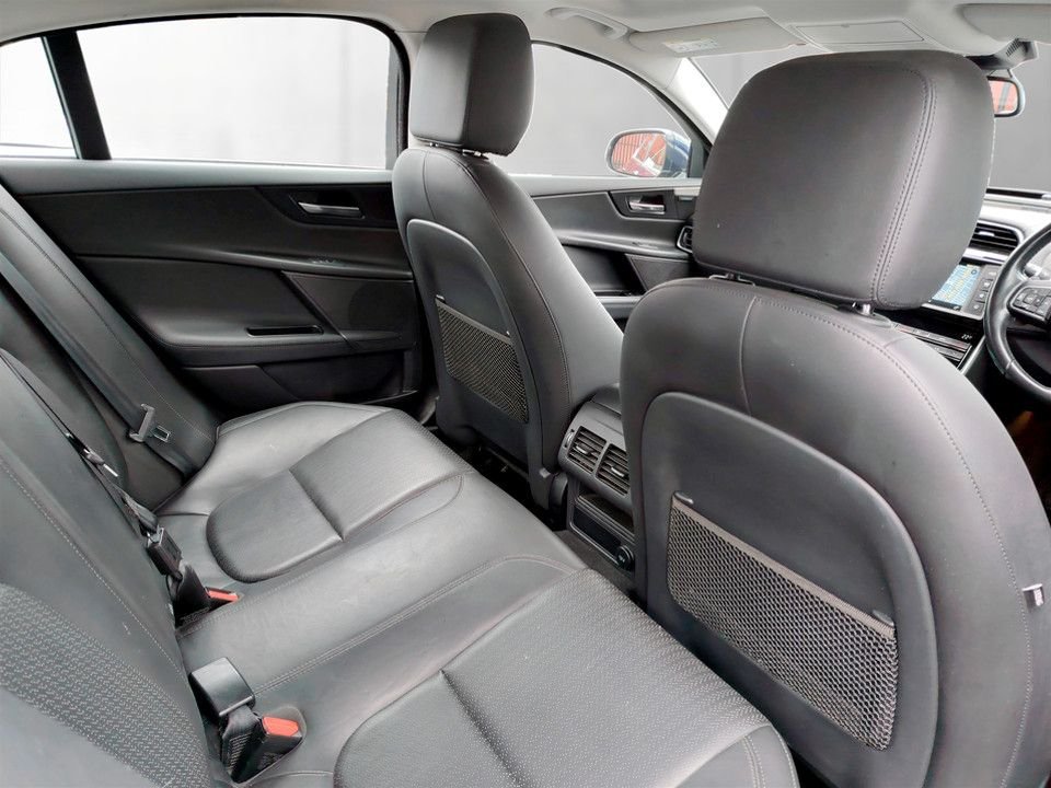 Used Jaguar XE 2016 for sale - 77608440: Photo 20