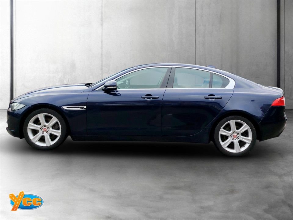 Used Jaguar XE 2016 for sale - 77608440: Photo 4