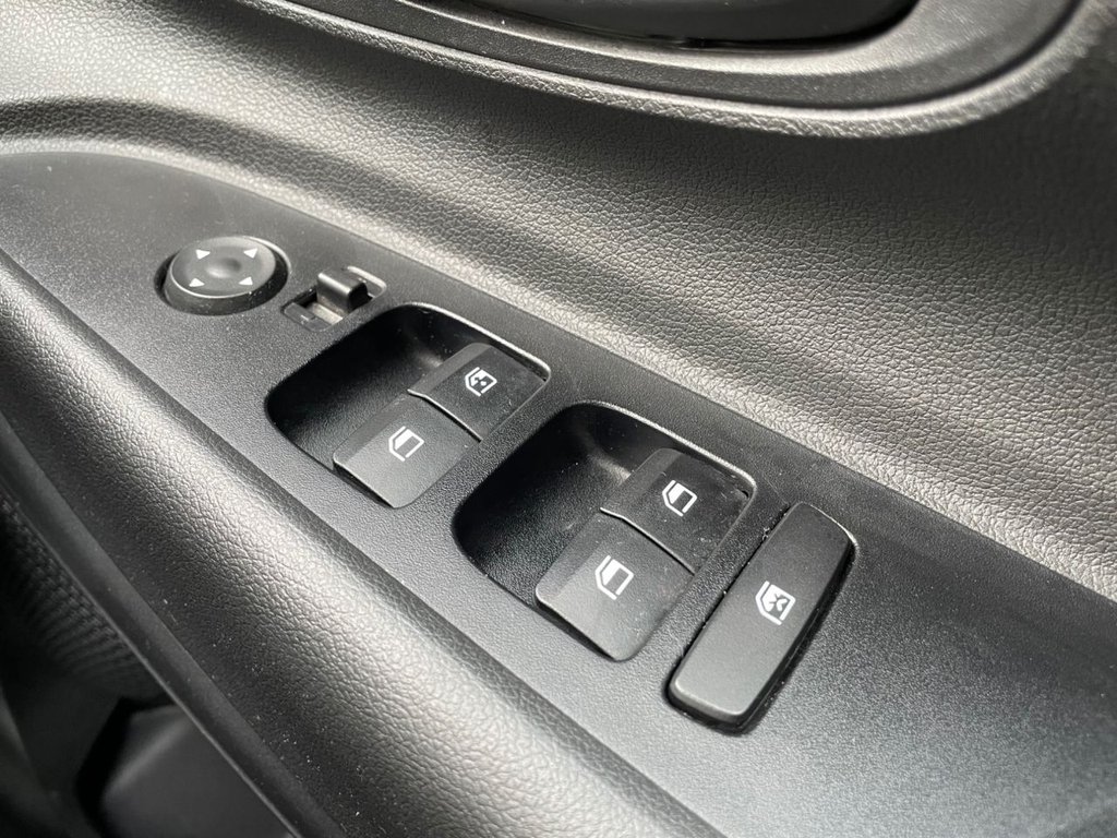 Used Hyundai i20 2023 for sale - 77009700: Photo 28