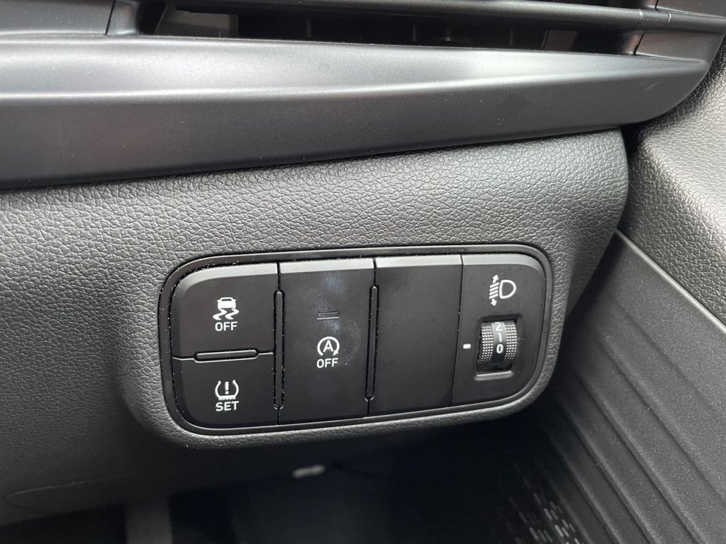 Used Hyundai i20 2023 for sale - 77009700: Photo 29