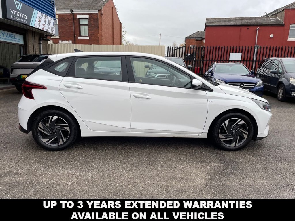 Used Hyundai i20 2023 for sale - 77009700: Photo 4