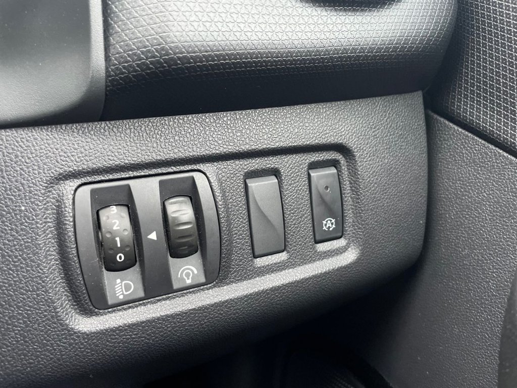 Used Renault Clio 2018 for sale - 77009653: Photo 29