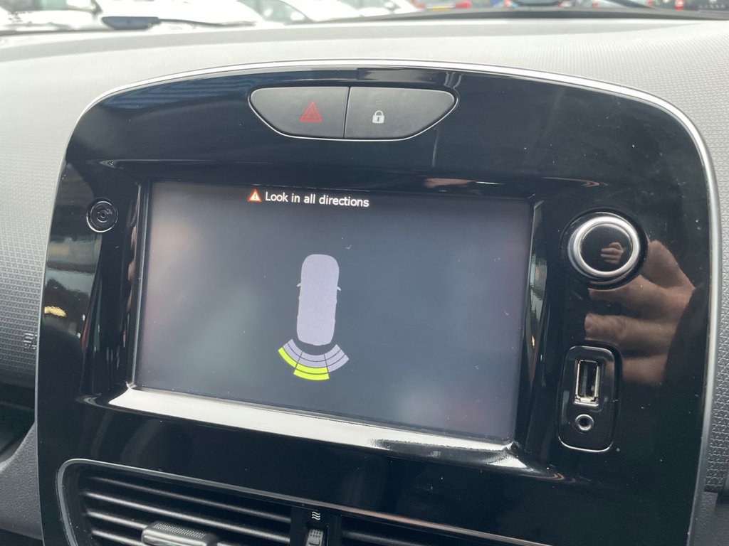 Used Renault Clio 2018 for sale - 77009653: Photo 39