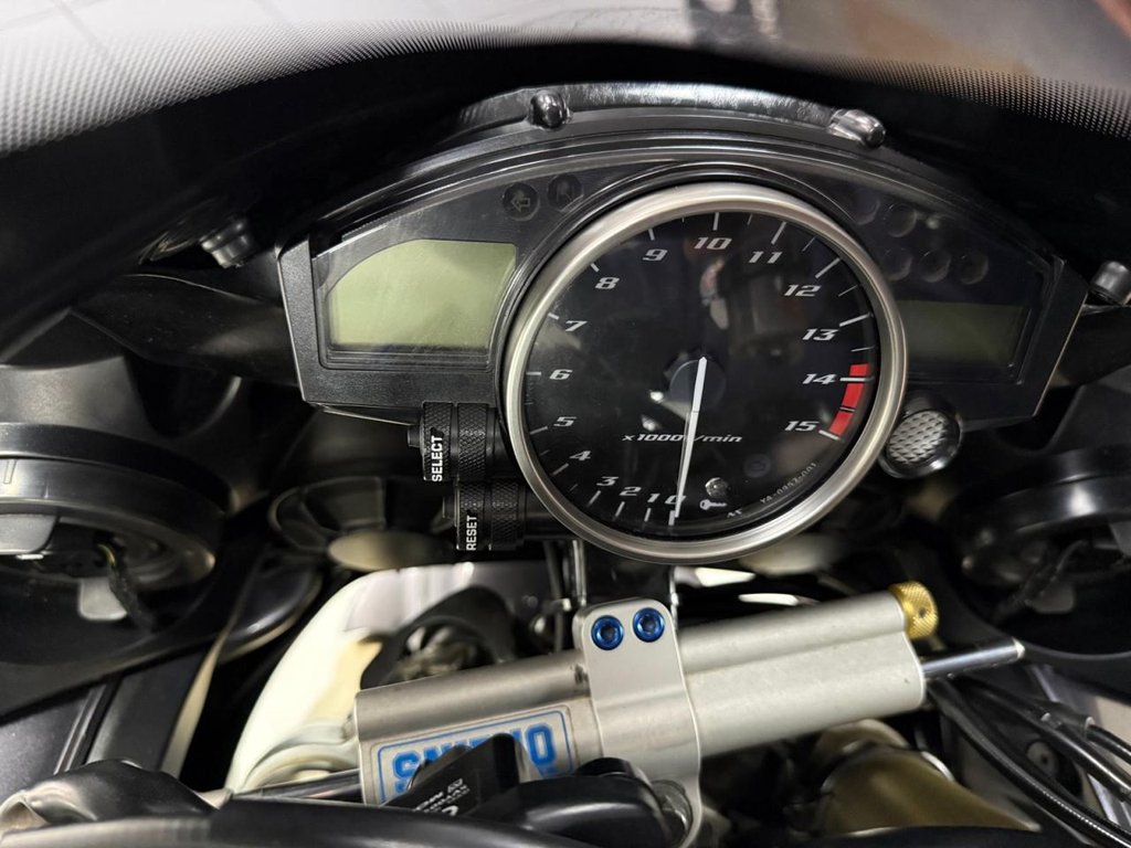 Used Yamaha R1 2004 for sale - 78919190: Photo 13