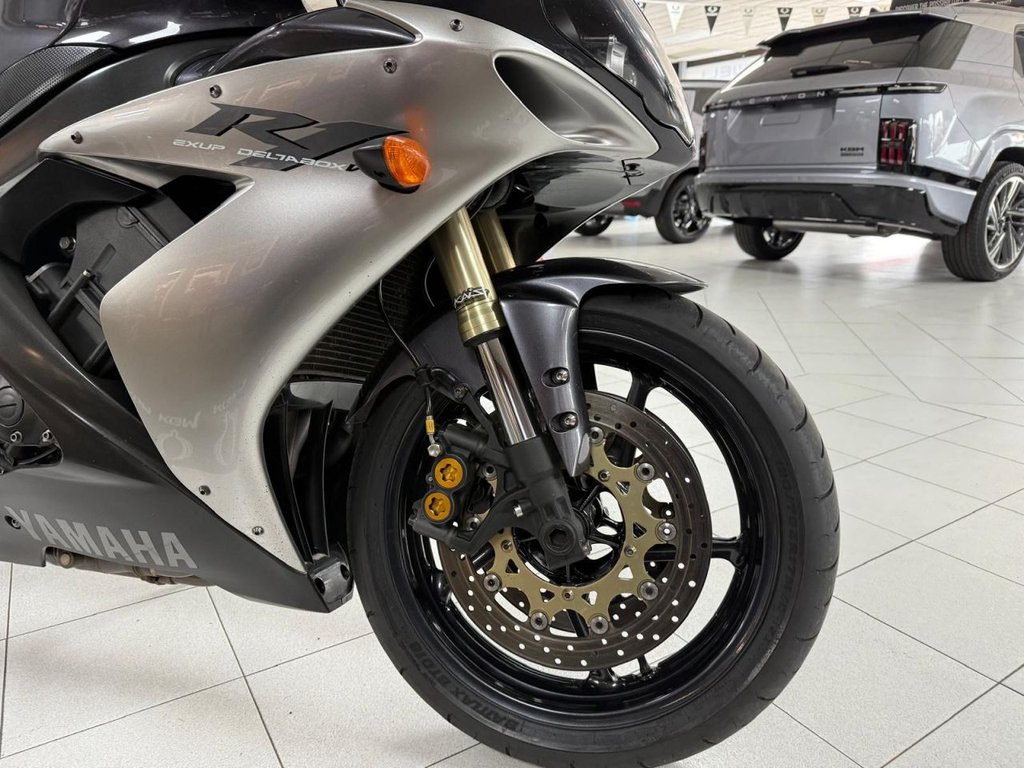 Used Yamaha R1 2004 for sale - 78919190: Photo 21