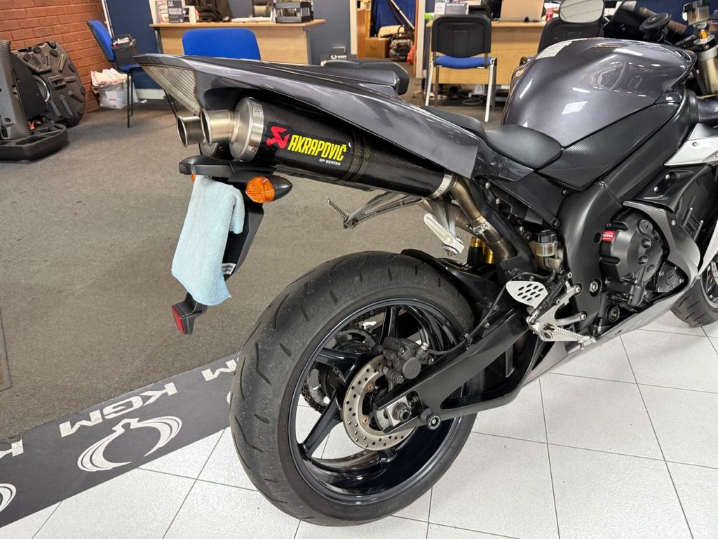 Used Yamaha R1 2004 for sale - 78919190: Photo 26
