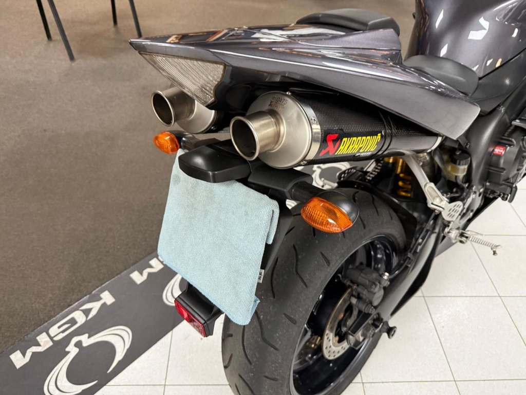 Used Yamaha R1 2004 for sale - 78919190: Photo 27