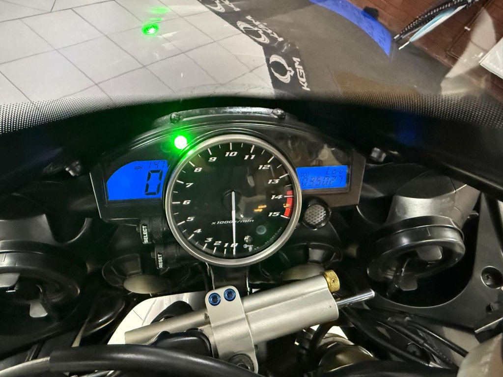 Used Yamaha R1 2004 for sale - 78919190: Photo 42