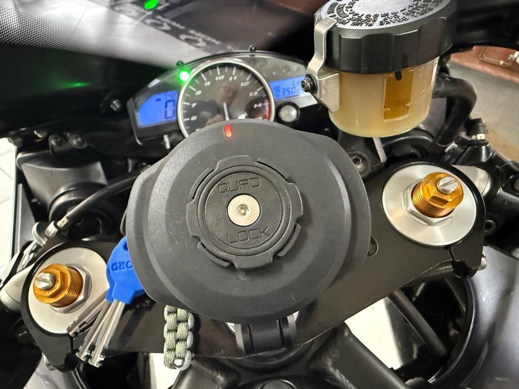 Used Yamaha R1 2004 for sale - 78919190: Photo 43