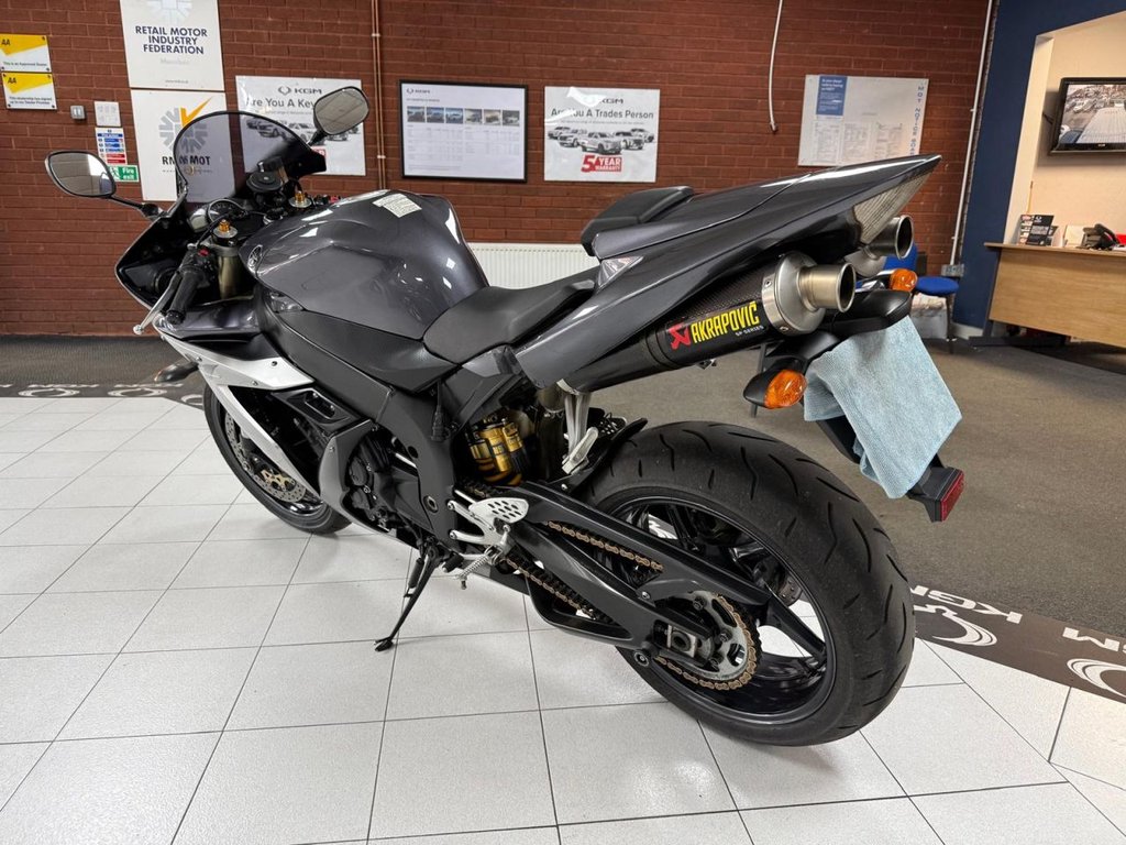 Used Yamaha R1 2004 for sale - 78919190: Photo 47